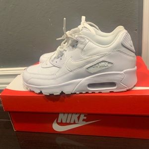 NIKE AIR MAX 90